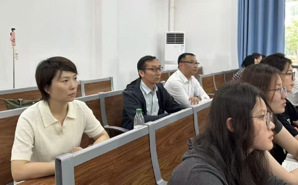 2026 年度全省高校春季学期思政课 “大听课、大调研” 活动第二调研组莅临我校听课调研